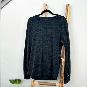 American Eagle ActiveFlex Long Sleeve Shirt